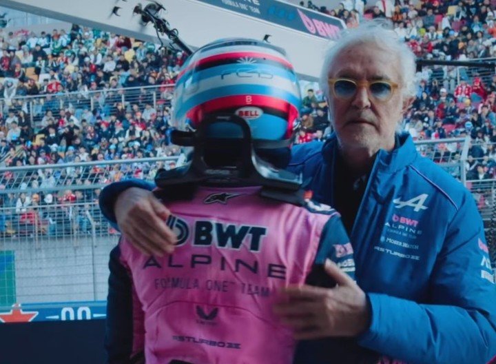 Franco Colapinto y Flavio Briatore. (FOTO: Alpine)