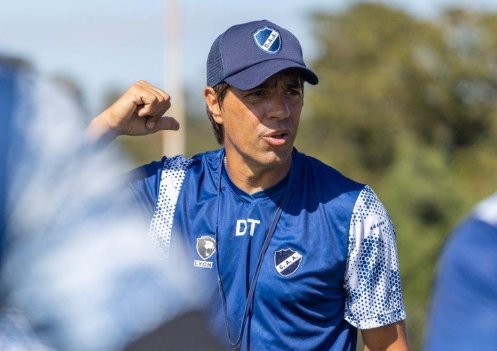 César Vigevani será el entrenador de Defensores de Belgrano lo que resta de la Primera Nacional. 