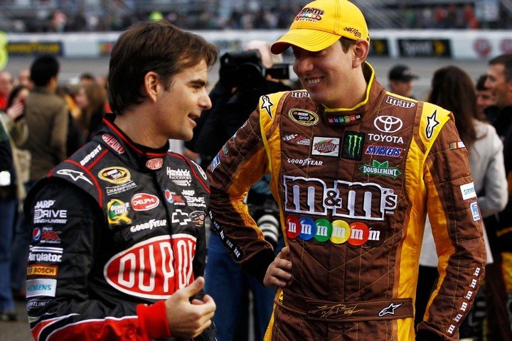 Jeff Gordon y Kyle Busch. (@JeffGordonWeb en X)