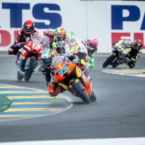 De las caídas a los puntos: cómo les fue a Valentín Perrone y Marco Morelli en el GP de Francia de Moto3