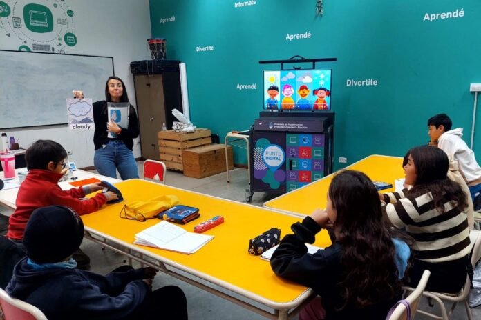 Aprendé inglés en los Parques Educativos y Centros de Encuentro Barrial