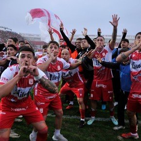 Video: el golazo de Morón para quedarse con el clásico ante Almirante