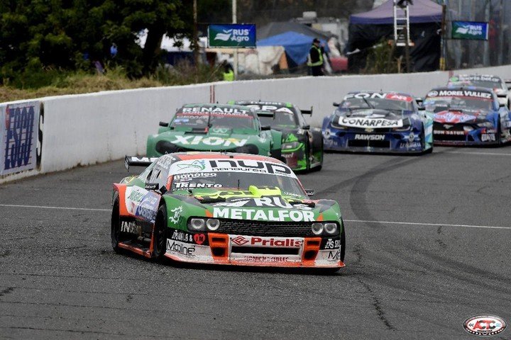 Jonathan Castellano, líder del campeonato del TC, durante la última fecha disputada en Rafaela.
