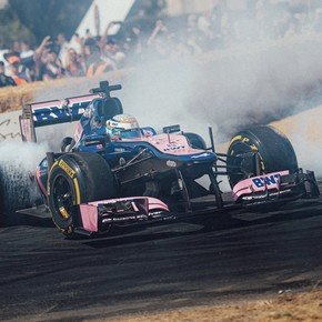 Colapinto brilló en Inglaterra: trompos, tierra y reencuentro con el Tío James en el Festival de Goodwood