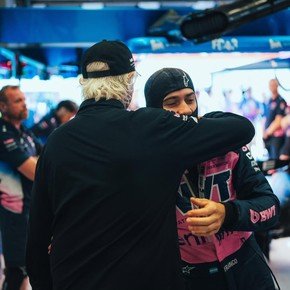 Flavio Briatore felicitó a Colapinto por haberle ganado el duelo a Gasly