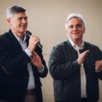 Passerini y Llaryora entregaron escrituras a familias de Héroes de Malvinas, Ampliación Cabildo y Parque Futura