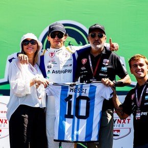 El piloto argentino que va por un récord histórico en Estados Unidos