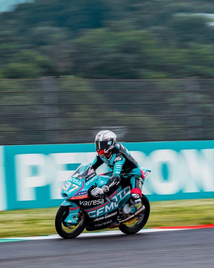 Marco Morelli remontó desde el fondo y llegó octavo en la carrera de Moto3 en Austria.
(@marcomorelli95 en IG).