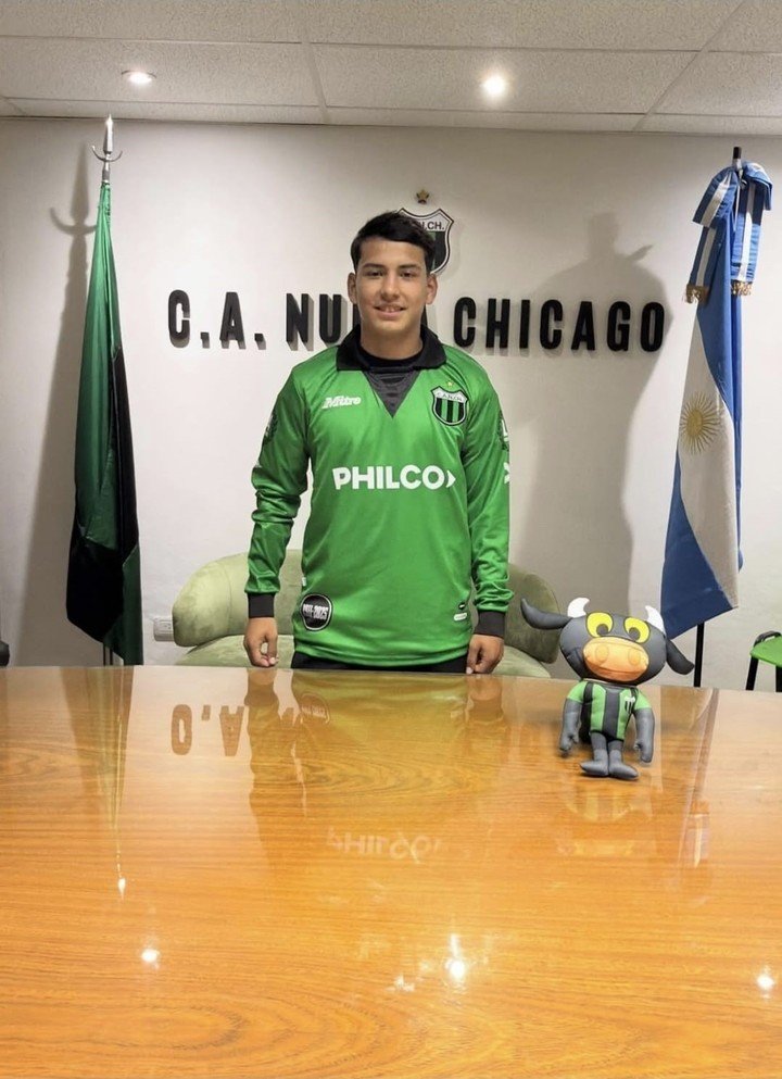 Firmó su contrato en diciembre. (Foto: Prensa Nueva Chicago)