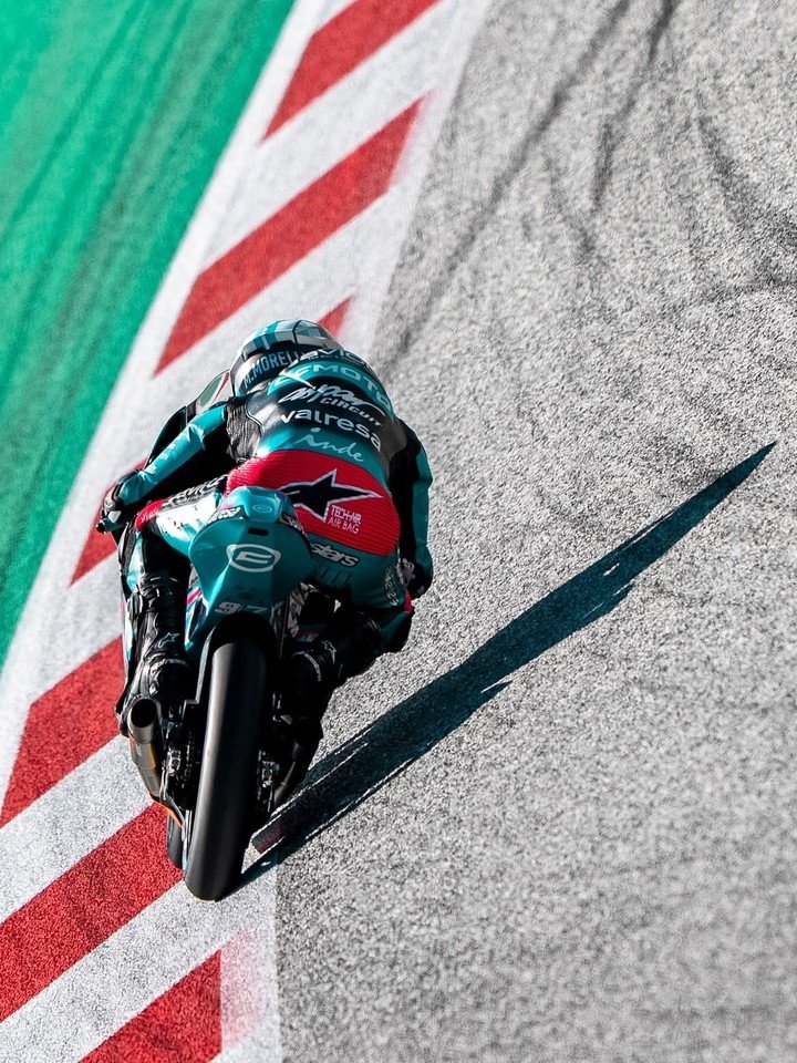 Marco Morelli deberá remontar este domingo en Moto3 en Austria para llegar a los puntos.
(@marcomorelli95 en IG).