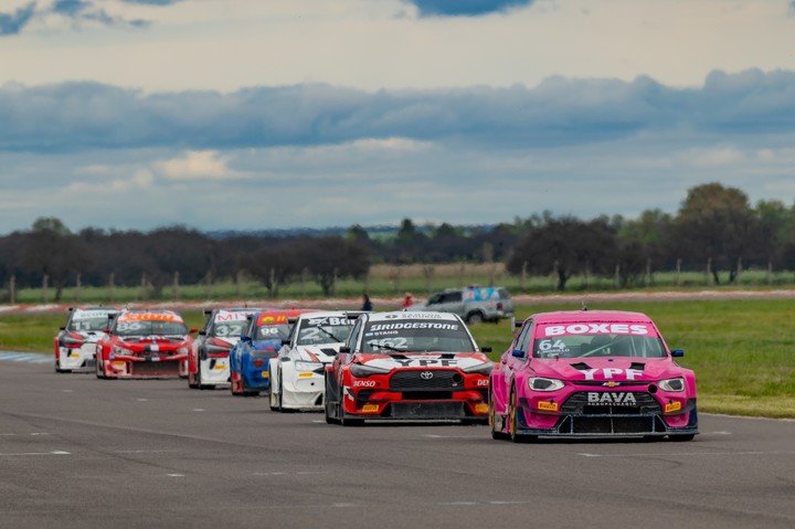 Todavía hay 9 pilotos con chances de ser campeones del TC2000.