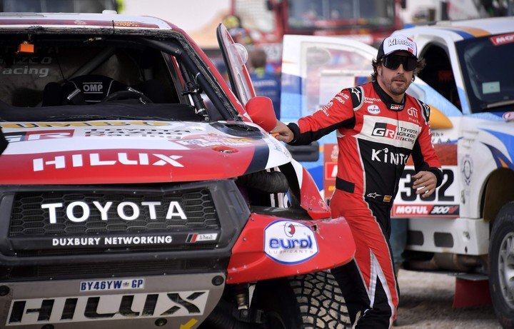 Fernando Alonso en el Dakar con Toyota, año 2020. 