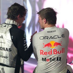 “Soy piloto de Fórmula 1”: ni así dejaron pasar a Antonelli, al que lo tuvo que hacer entrar Verstappen