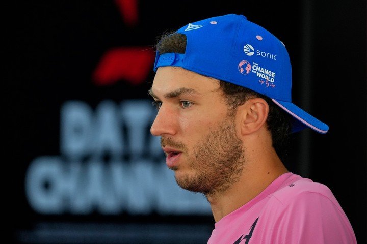 AGasly se fue sin sumar en el callejero de Marina Bay (AP).