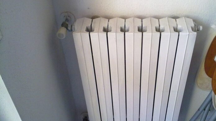 Llegan días de frío, ¿pongo la calefacción a la misma temperatura que en pleno invierno?