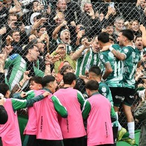 Excursionistas es campeón de la Primera B y jugará en la segunda división después de medio siglo