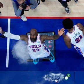 Arranca la NBA con una incógnita: ¿LeBron está para campeón en su primer año en Philadelphia?