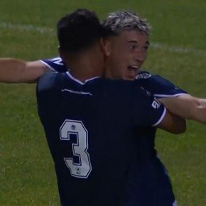 Chacarita fue goleado y se quedó sin entrenador